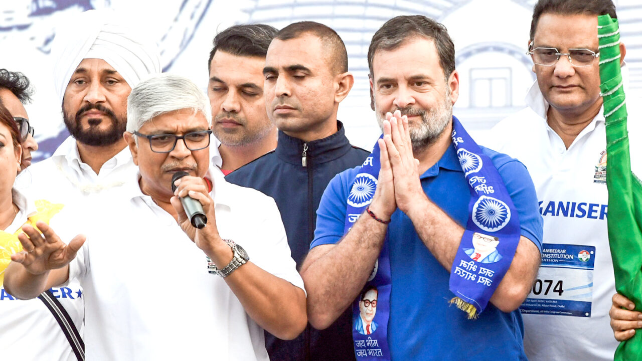 راہول گاندھی کی امبیڈکر میراتھن میں شرکت – Siasat Daily