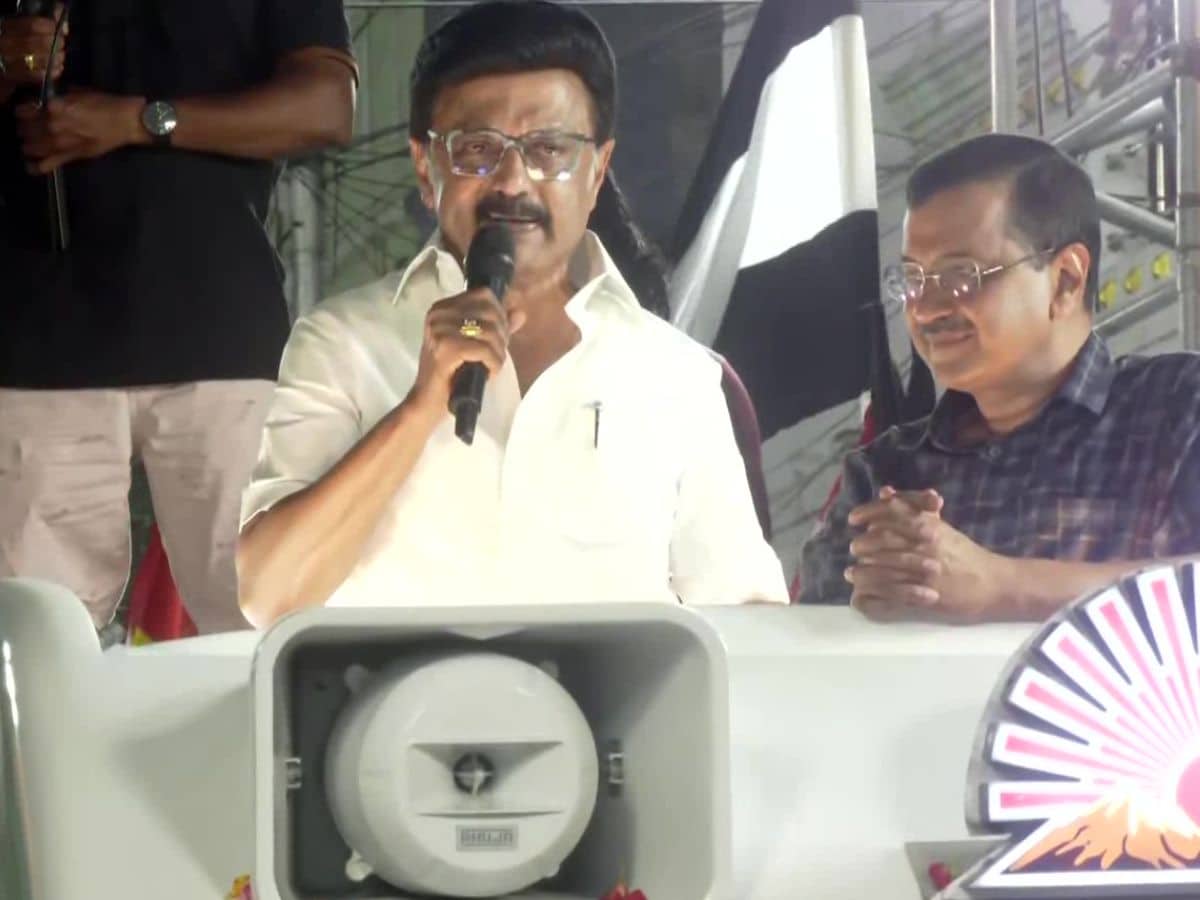 stalin kejriwal 2026 04 9fb7ce9e94da87685282a5a82c765361