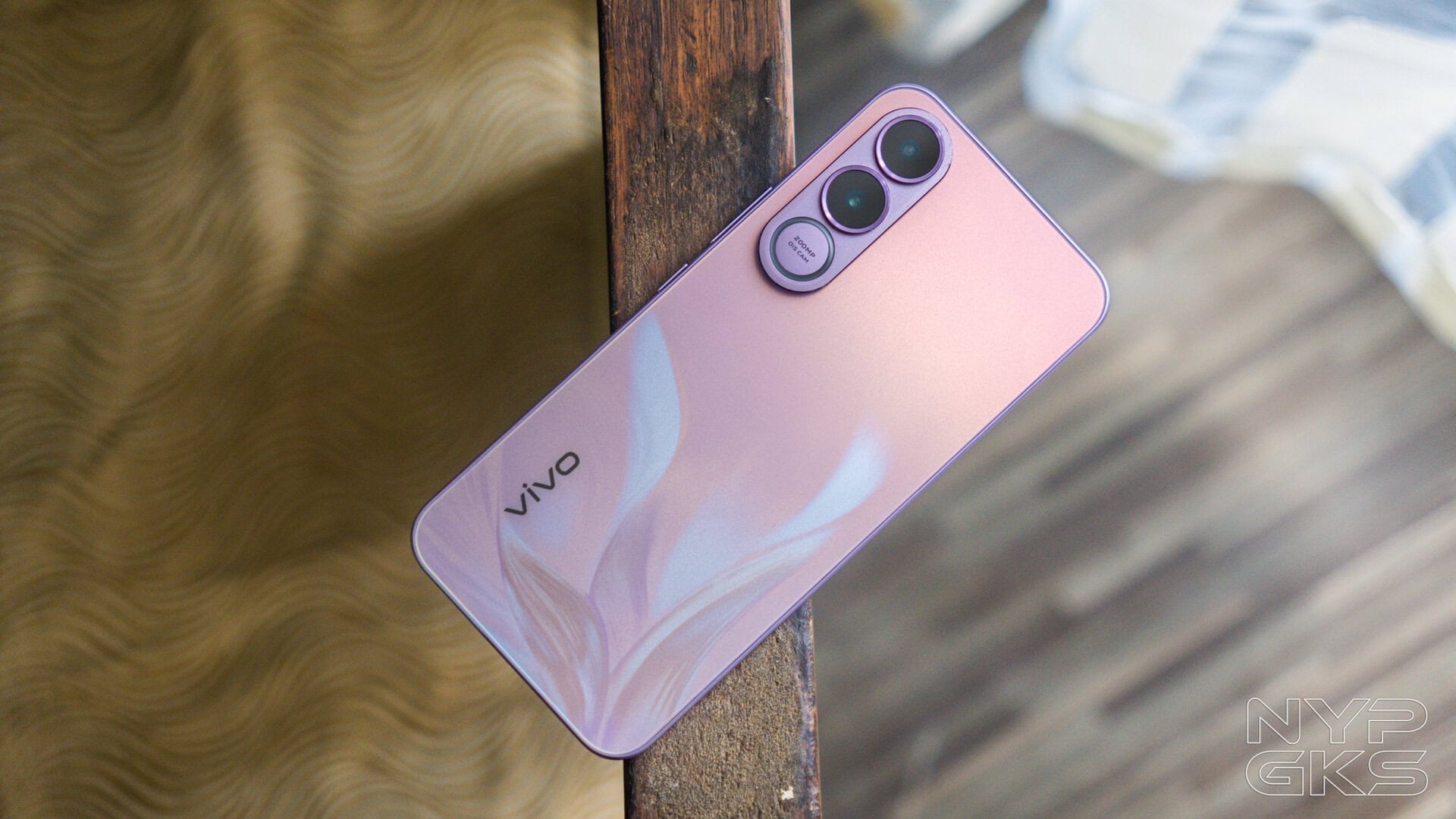 vivo V70 FE best features