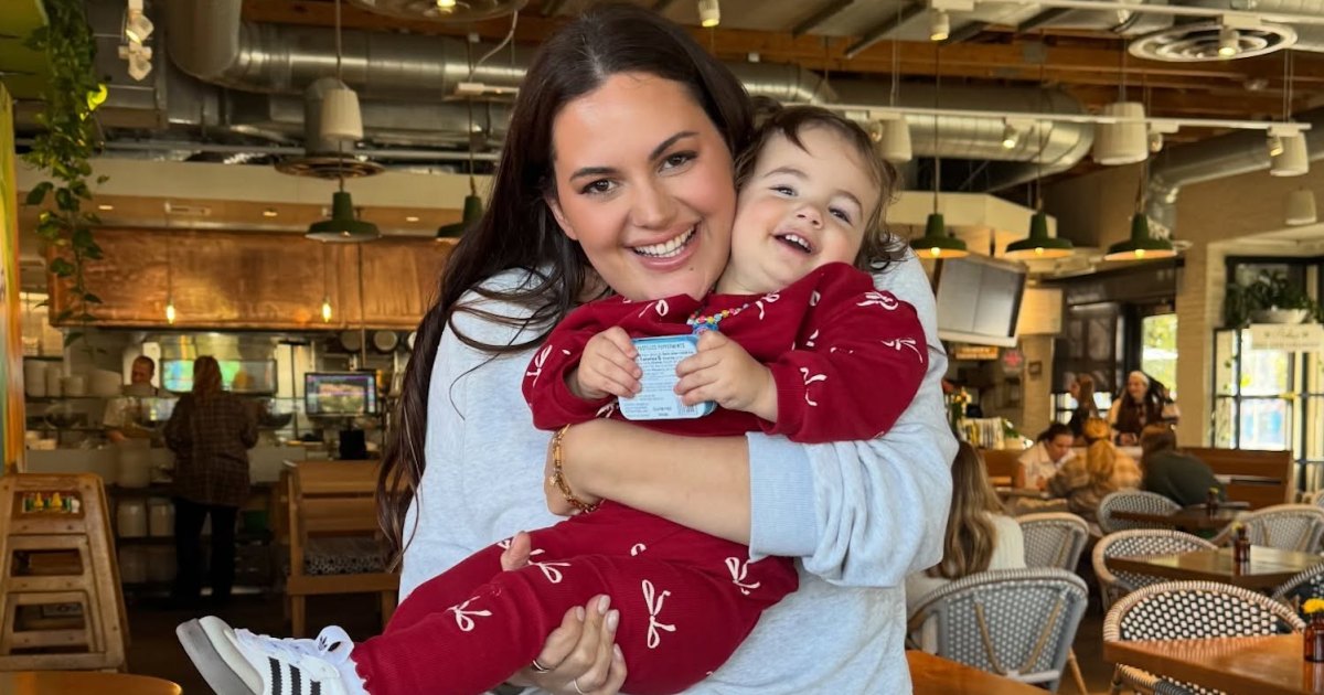 Alexa Lemieux and Daughter 1764645752 3778444890884411444 16758049