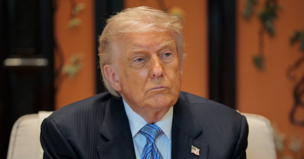GettyImages 2275744077Donald Trump Puts Stephen Colbert in a Dumpster in AI Video