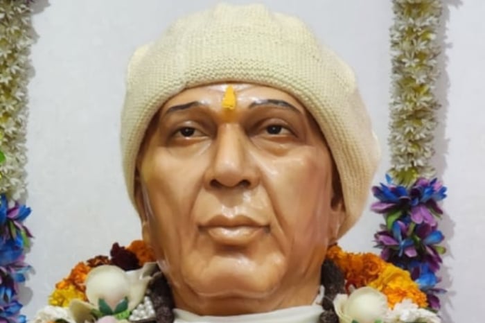 Gyangiri swami maharaj 550 1