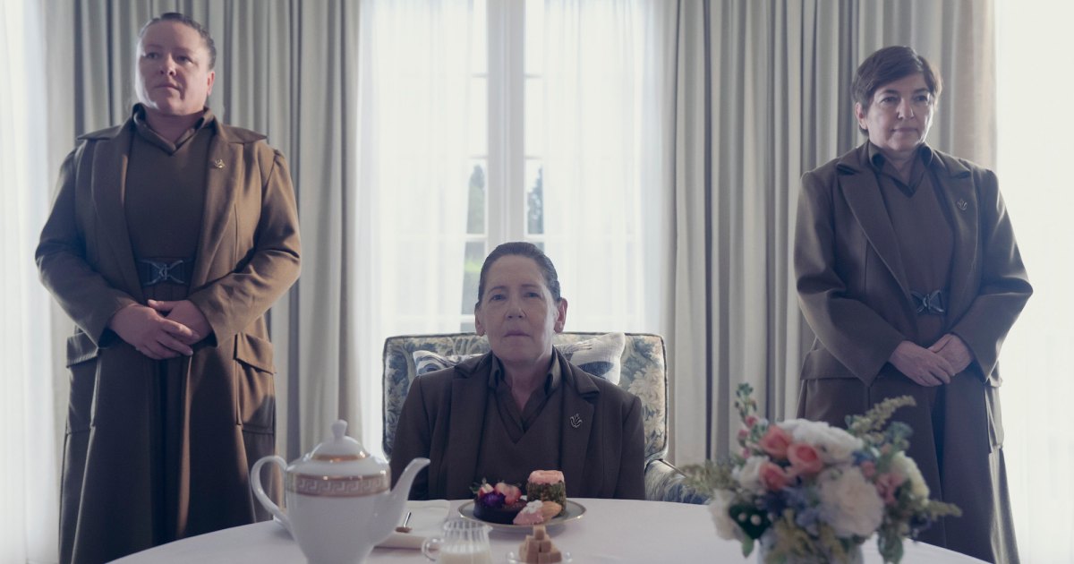 Handmaids Tale Cast on Testaments 177898 0328RT