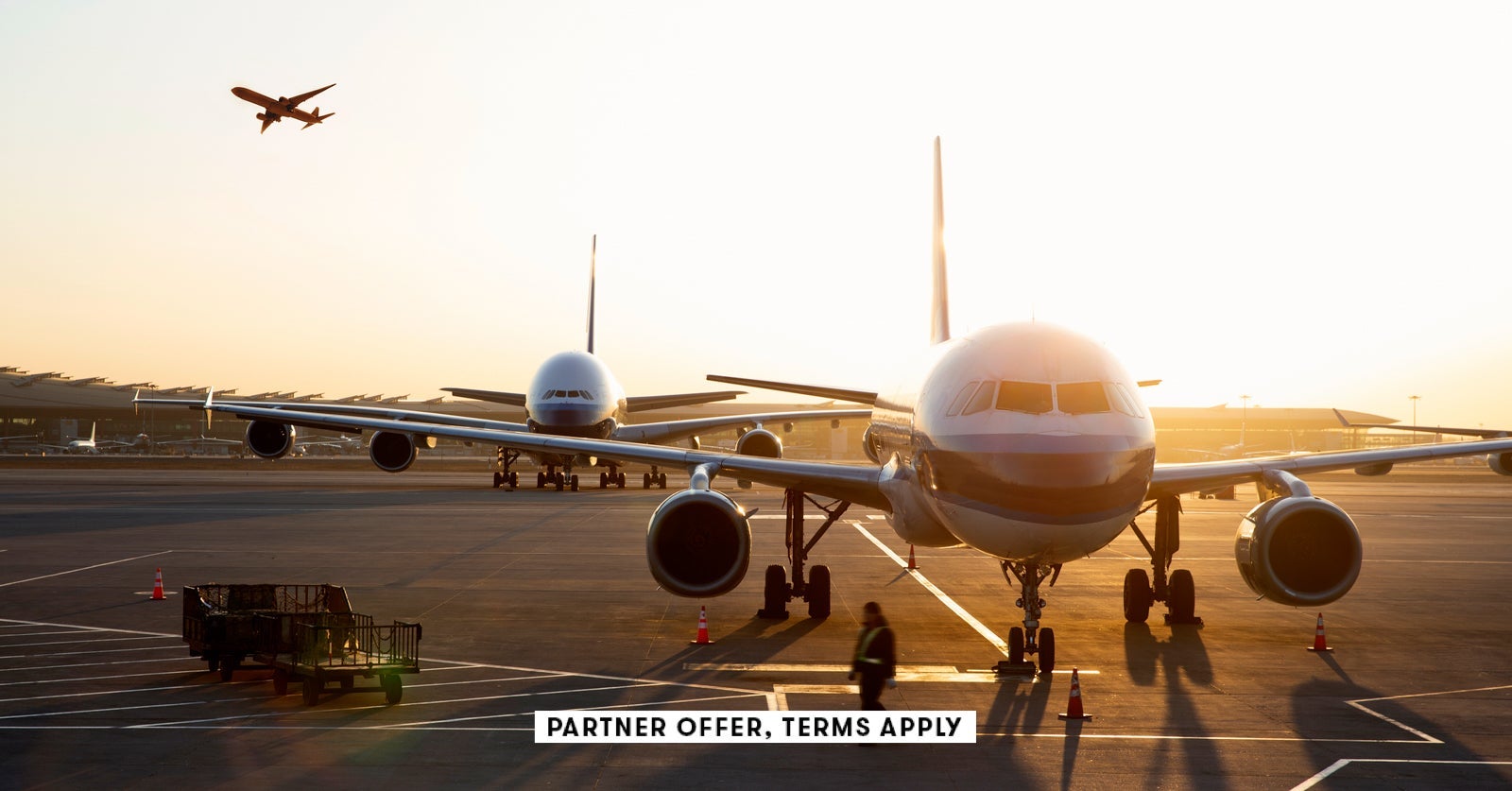 SOCIAL IMAGE PARTNER OFFER TERMS APPLY Departing passenger planes Shanghai International airport Gra