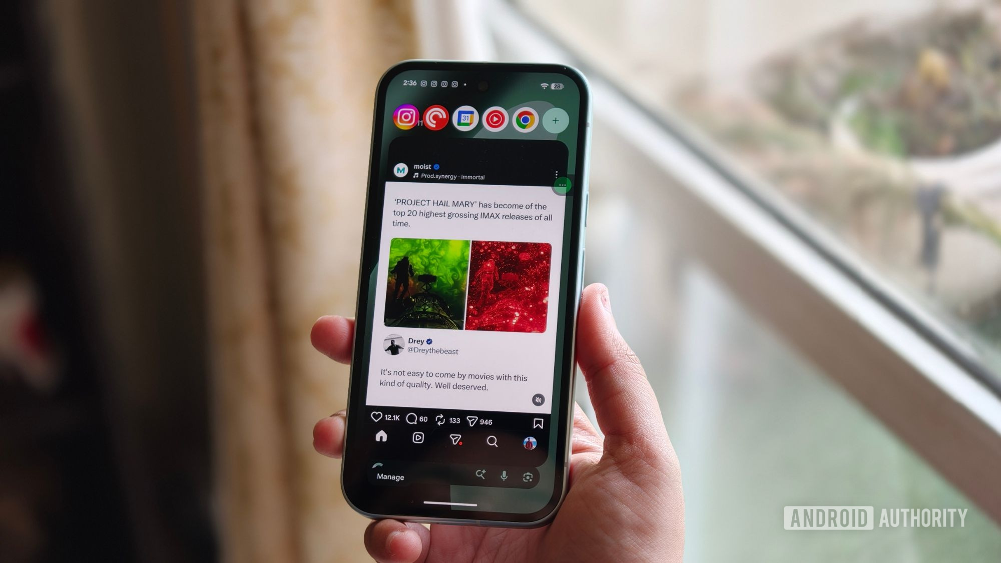 Scrolling on Instagram via bubbles feature on Android 17