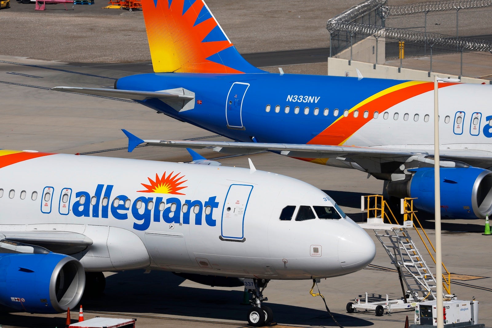 allegiant aircraft