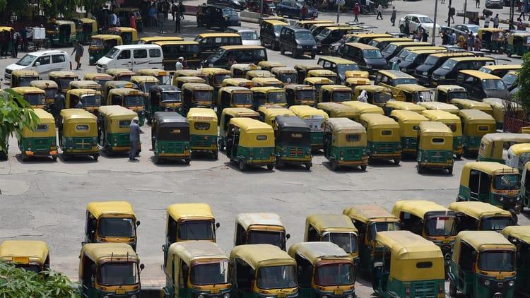 auto taxi strike 055874754dfa05874d4a2e241bced0b4