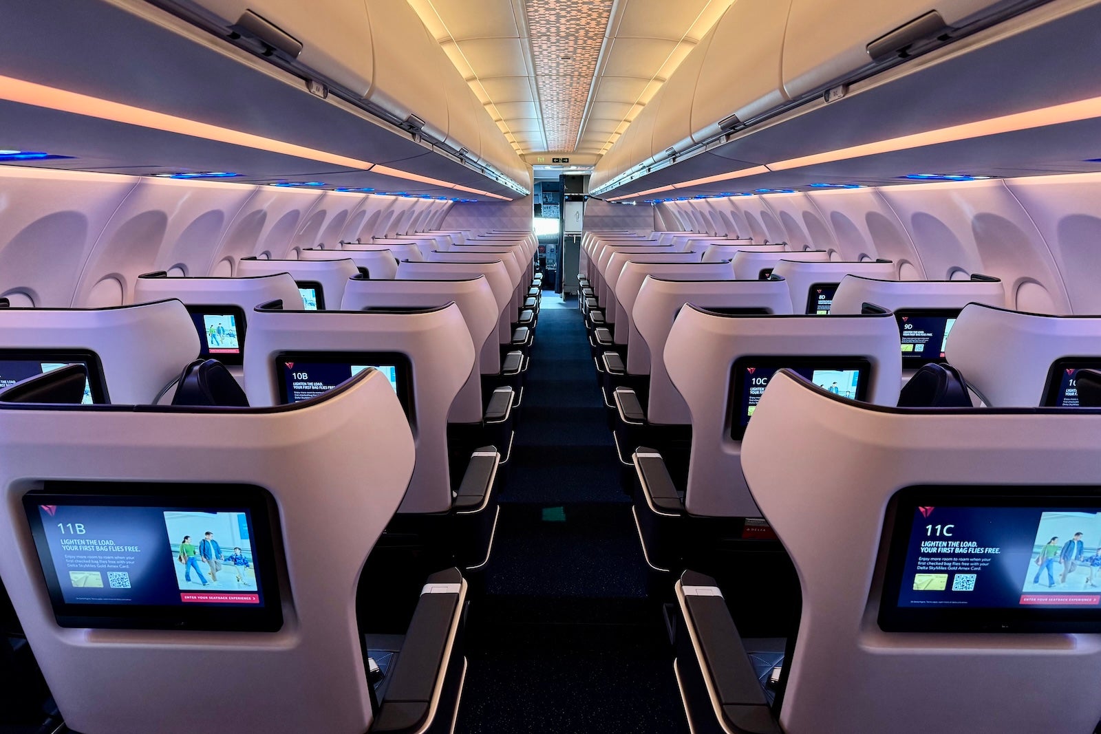 delta first class seats