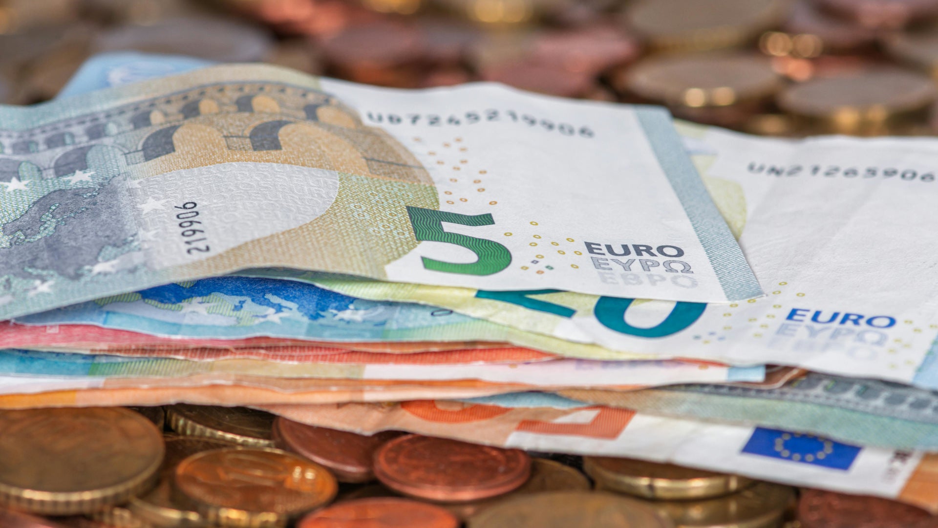 fast 550 euro im jahr 5 millionen deutsche profitieren von rentenanpassung