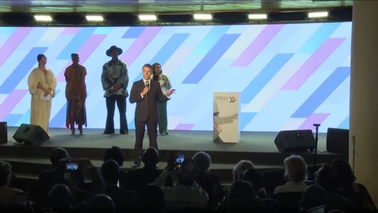 france emmanuel macron aeefa2ea23e452b3f7a6273d01bc87e3