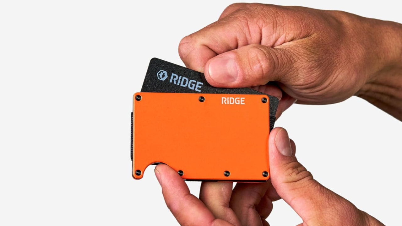 The Ridge Wallet Tracker Card Just Hit Its Lowest Price on Amazon