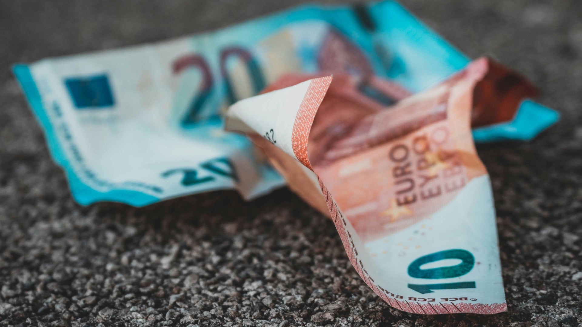 wir schaffen das bargeld ab na und
